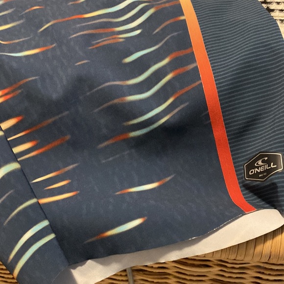 O’Neill hydrofreak hydro surf shorts, size 34 - Picture 3 of 4